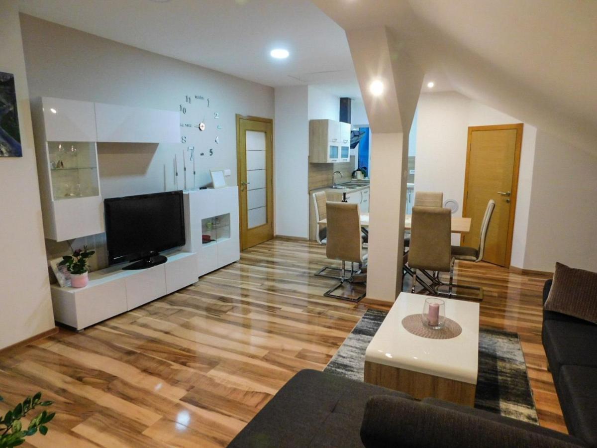Apartman Lara Otočac Extérieur photo