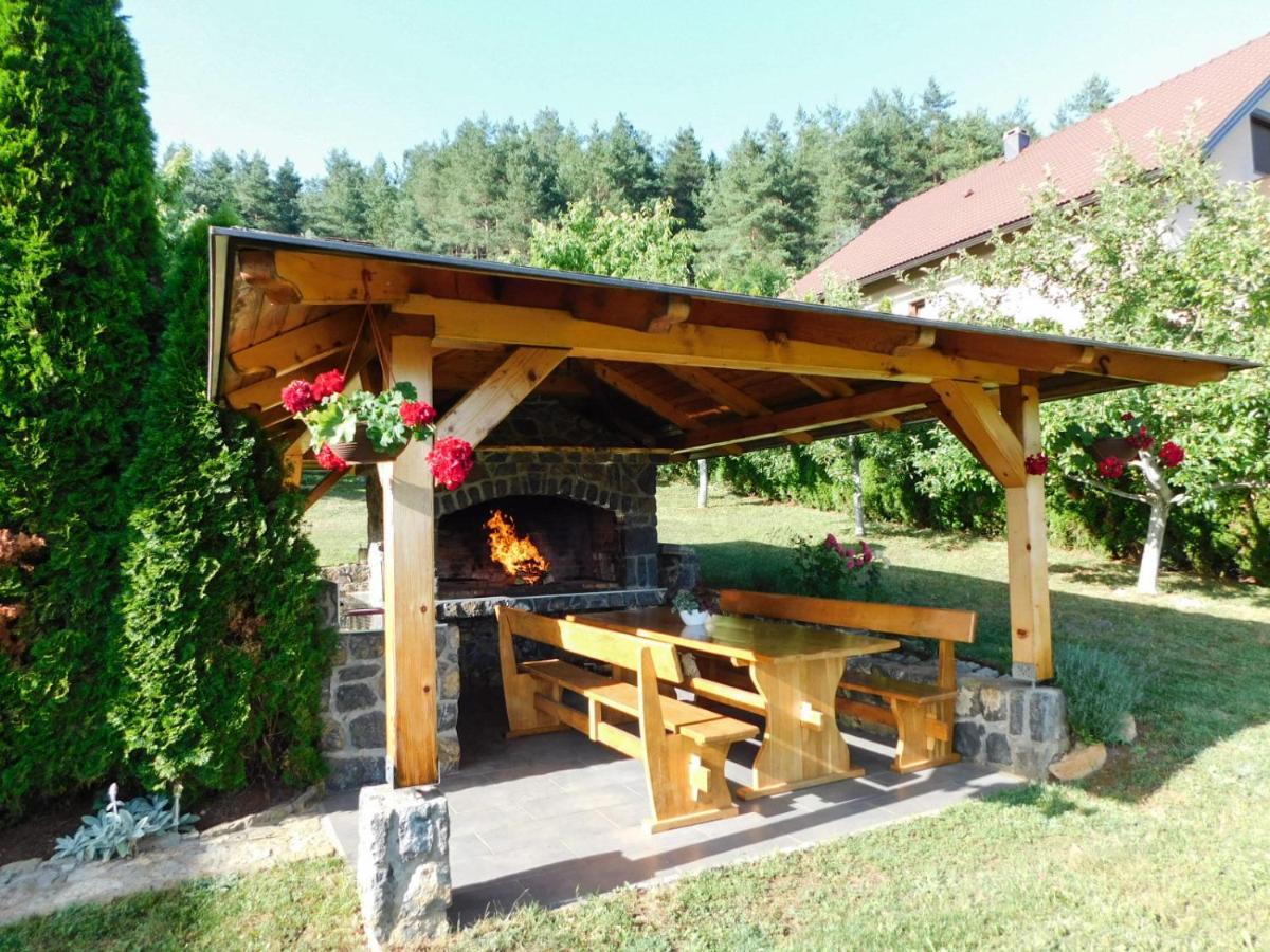 Apartman Lara Otočac Extérieur photo