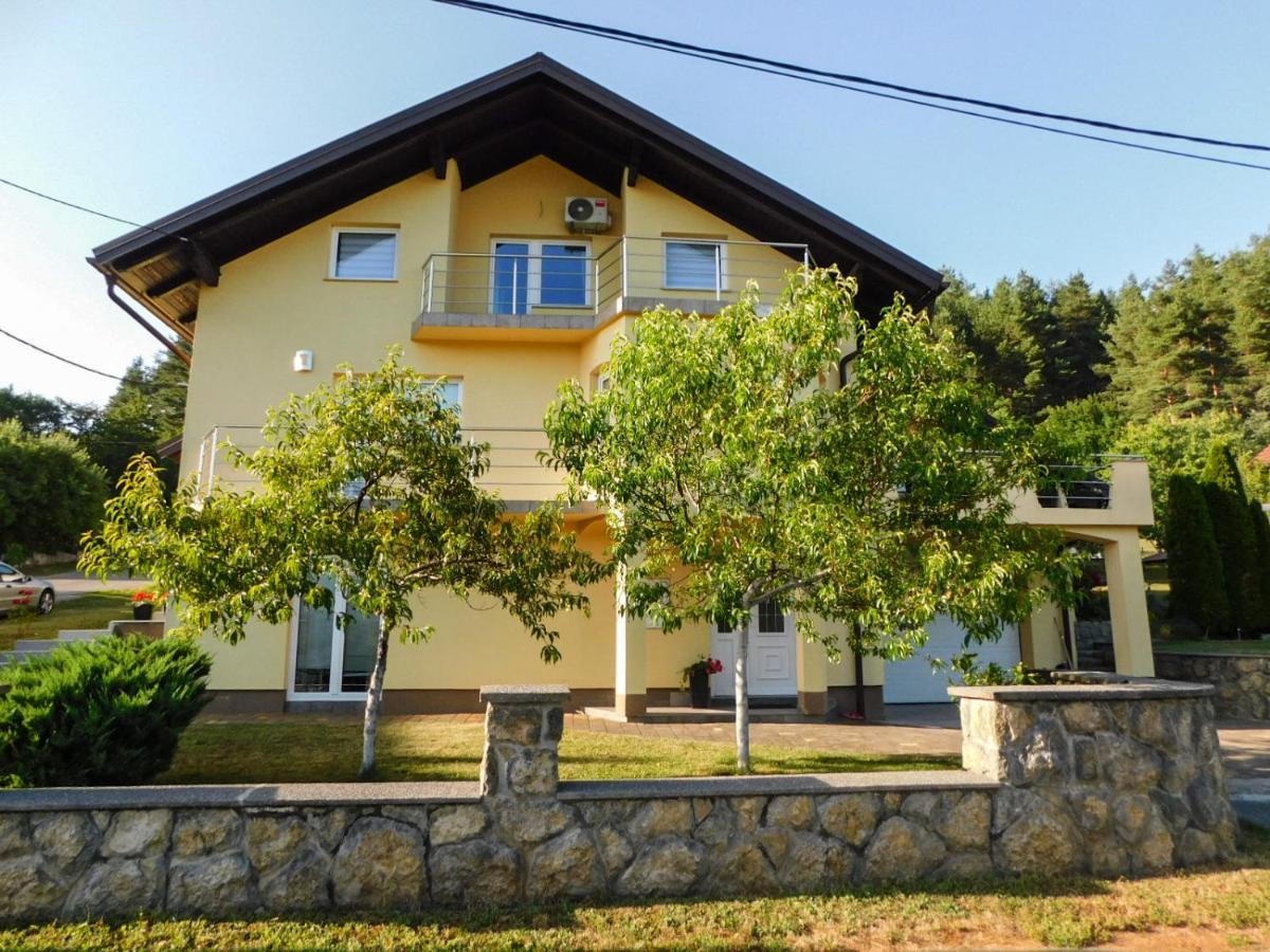 Apartman Lara Otočac Extérieur photo