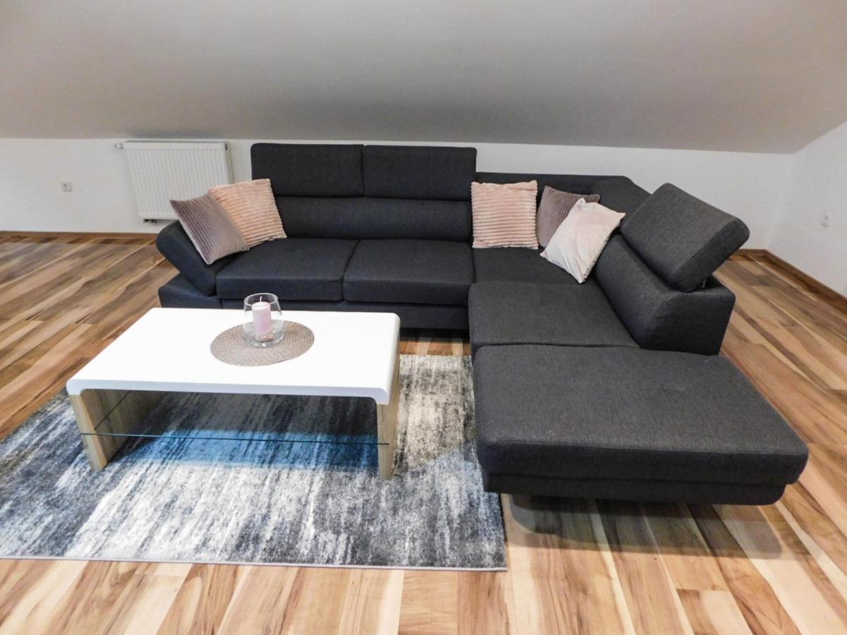 Apartman Lara Otočac Extérieur photo